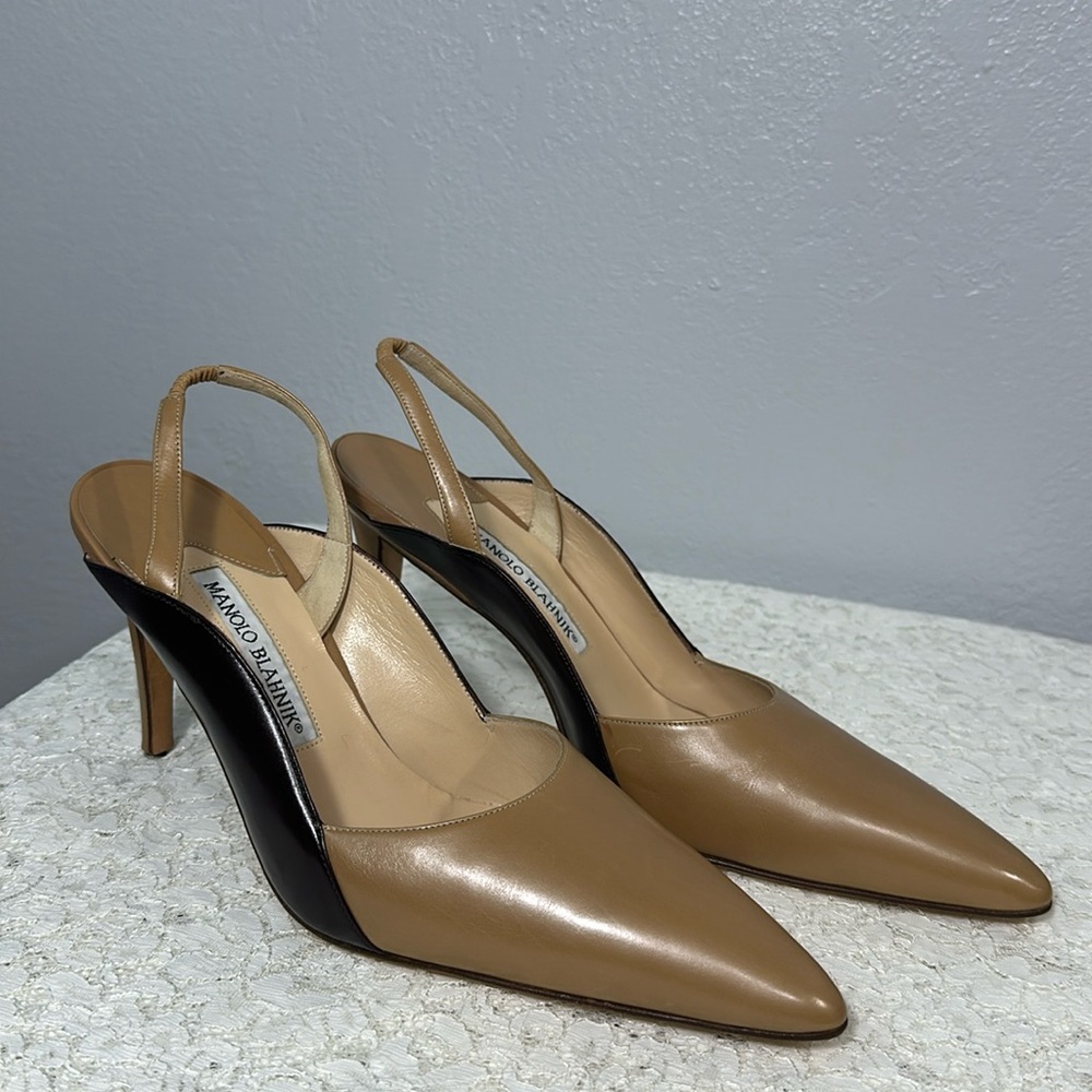 Manolo Blahnik Vintage Tan Brown Sling-Back